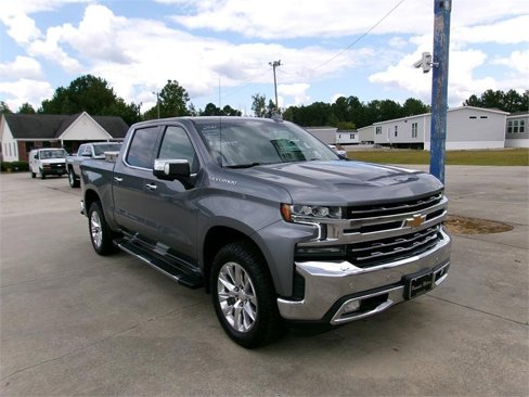 Used 2021 Chevrolet Silverado 1500 LTZ image 2