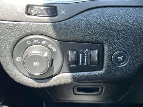 Certified 2021 Jeep Cherokee Limited image 20
