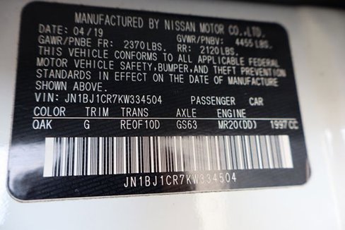 Used 2019 Nissan Rogue Sport S image 14