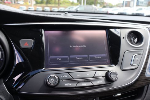 Used 2017 Buick Envision Essence image 18