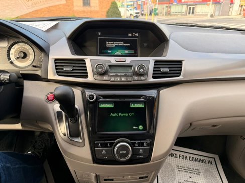 Used 2016 Honda Odyssey SE image 14