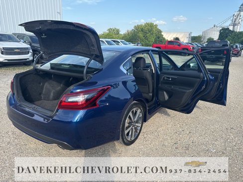 Used 2017 Nissan Altima 2.5 SR w/ LED Appearance Package image 31