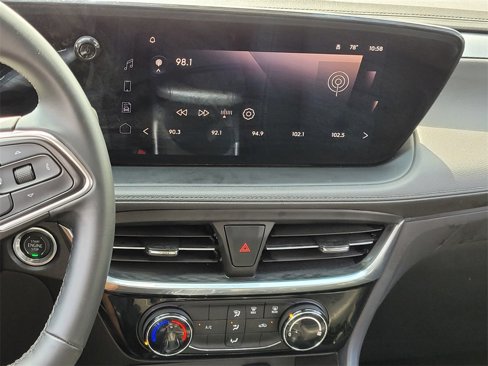 Used 2024 Buick Encore GX Sport Touring image 21