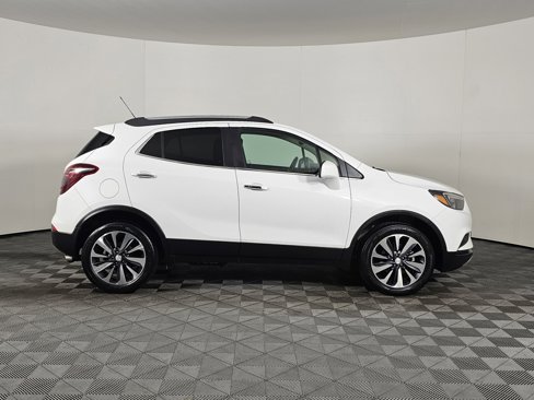 Used 2021 Buick Encore Preferred image 2