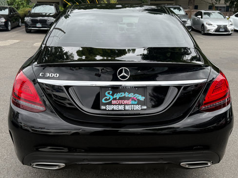 Used 2019 Mercedes-Benz C 300 Sedan w/ AMG Line image 17