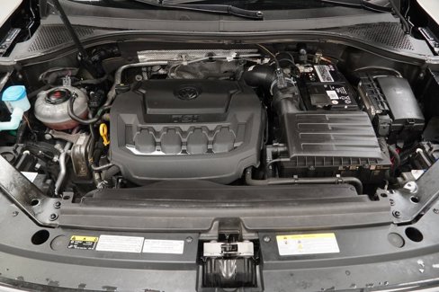 Used 2022 Volkswagen Tiguan SE image 41