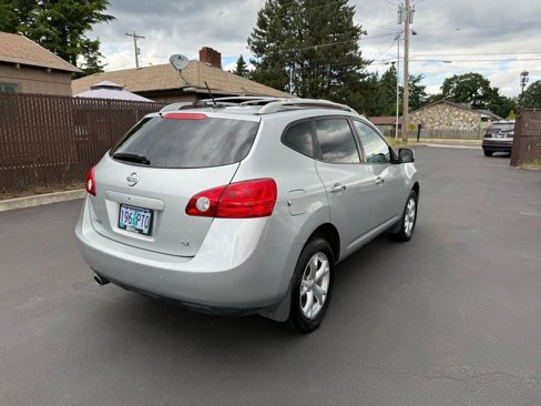 Used 2010 Nissan Rogue SL image 5