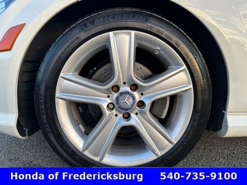 Used 2011 Mercedes-Benz C 300 Sport image 10