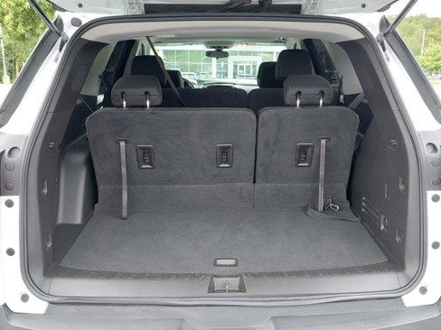 Used 2021 Chevrolet Traverse LS image 7