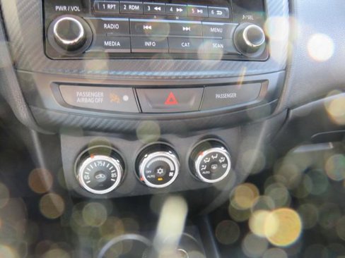 Used 2017 Mitsubishi Outlander Sport LE image 15