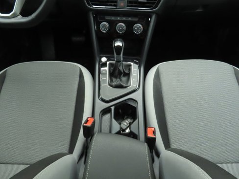 Certified 2024 Volkswagen Taos S image 17
