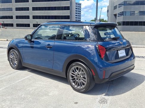 Used 2025 MINI Cooper S image 3