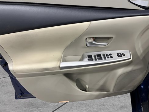Used 2012 Toyota Prius V Two image 15