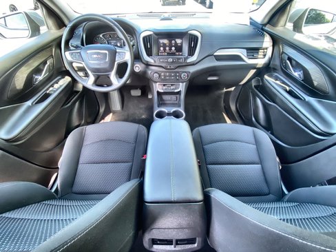 Used 2024 GMC Terrain SLE image 20