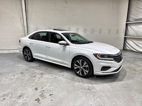 Used 2020 Volkswagen Passat 2.0T SEL image 5