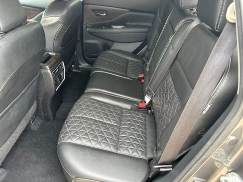 Used 2019 Nissan Murano Platinum w/ Cargo Package image 18