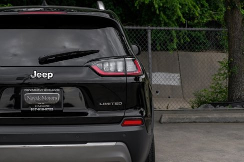 Used 2021 Jeep Cherokee Limited w/ Elite Package image 61