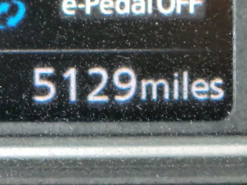 Used 2025 Nissan Leaf S image 17