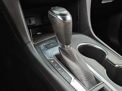 Used 2018 Chevrolet Equinox LT image 14