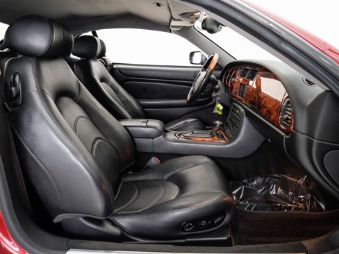 Used 2003 Jaguar XK8 Convertible image 22