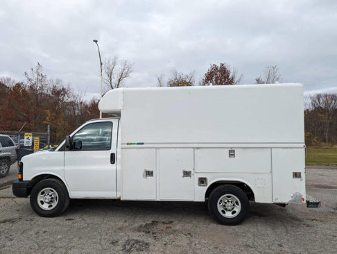 Used 2013 Chevrolet Express 3500 image 4
