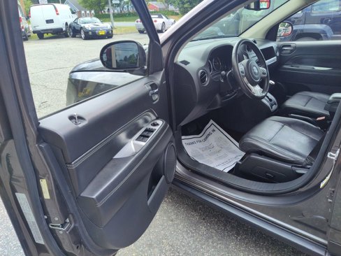 Used 2015 Jeep Compass High Altitude image 15