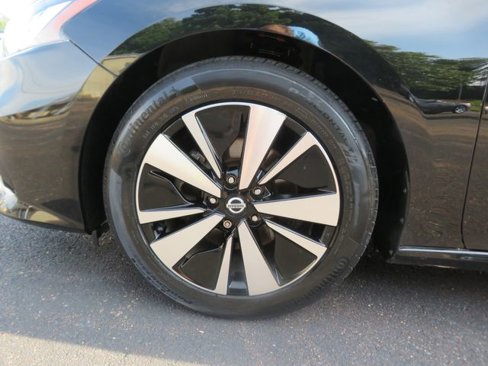Used 2019 Nissan Altima 2.5 SV image 16