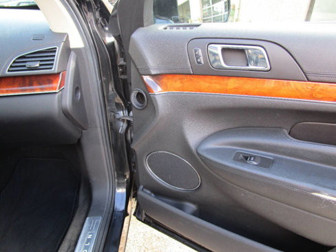 Used 2014 Lincoln MKT AWD w/ Equipment Group 201A image 23