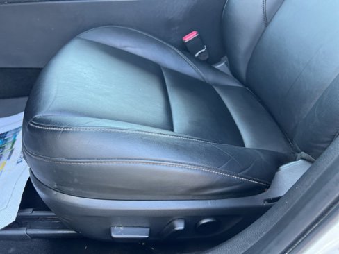 Used 2021 MAZDA MAZDA3 s image 14