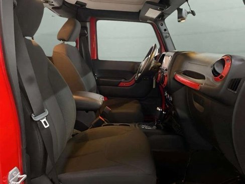 Used 2016 Jeep Wrangler Unlimited Sport image 22