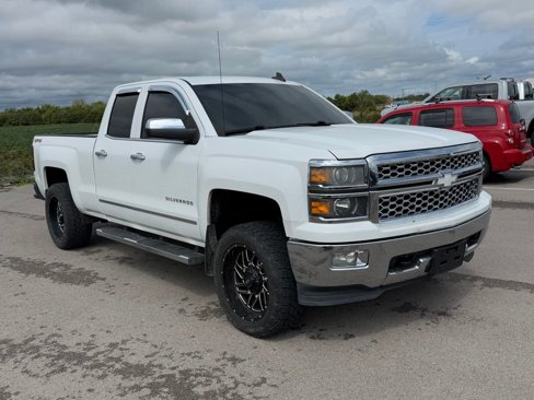 Used 2015 Chevrolet Silverado 1500 LTZ image 2