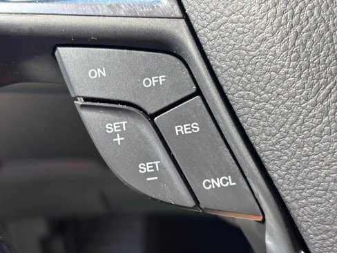 Used 2022 Ford Edge SEL w/ Convenience Package image 19