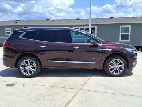 Used 2021 Buick Enclave Avenir w/ Avenir Technology Package image 8