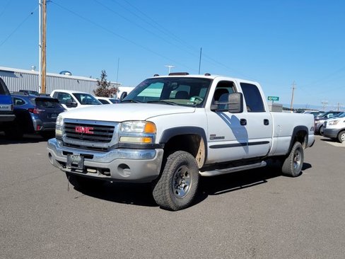 Used 2004 GMC Sierra 2500 4x4 Crew Cab HD w/ Heavy-Duty Power Package image 1