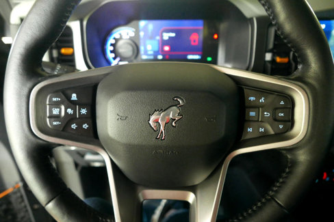 Used 2021 Ford Bronco Badlands image 14