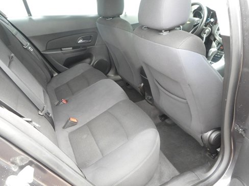 Used 2014 Chevrolet Cruze LT image 13