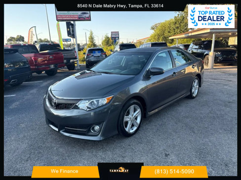 Used 2014 Toyota Camry L image 1