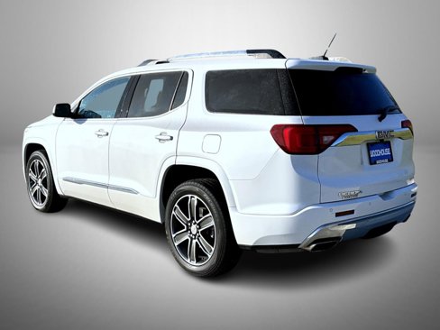 Used 2017 GMC Acadia Denali w/ Technology Package image 7