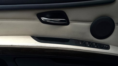Used 2011 BMW 328i Convertible image 23