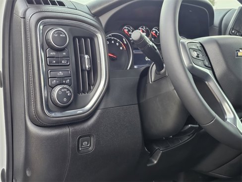 Used 2022 Chevrolet Silverado 1500 LT image 18