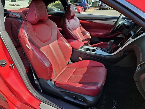 Used 2017 INFINITI Q60 Red Sport 400 image 16