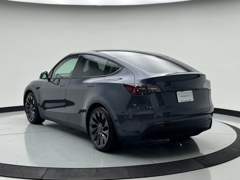Used 2023 Tesla Model Y Performance image 7