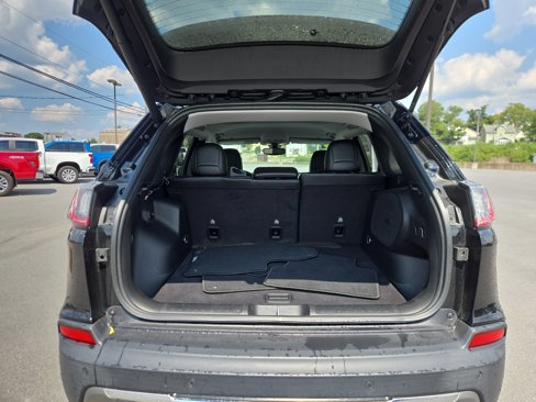Used 2019 Jeep Cherokee Limited image 5