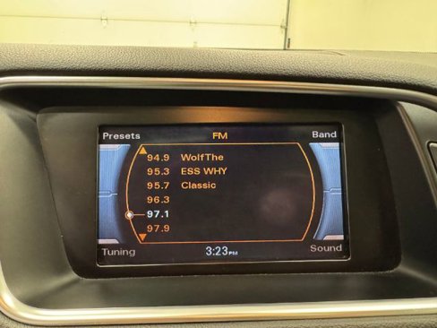Used 2014 Audi Q5 2.0T Premium w/ Lighting Package image 16