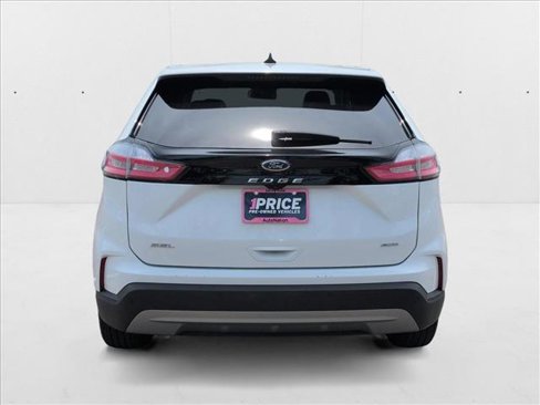 Used 2024 Ford Edge SEL image 7