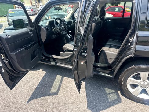 Used 2014 Jeep Patriot Sport w/ Power Value Group image 11