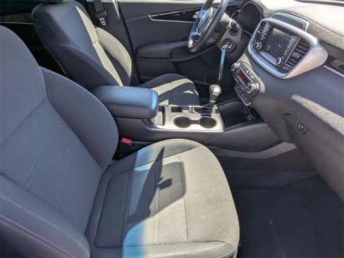 Used 2020 Kia Sorento LX w/ LX I4 Convenience Package image 19