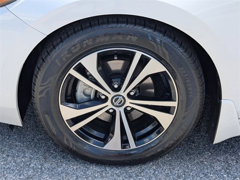 Used 2021 Nissan Sentra SV image 13
