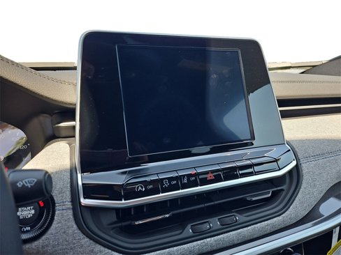 New 2025 Jeep Compass Latitude image 20