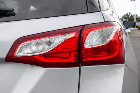 Used 2021 Chevrolet Equinox LT image 9